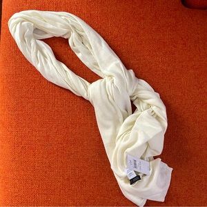 Jill soft IVORY scarf NWT